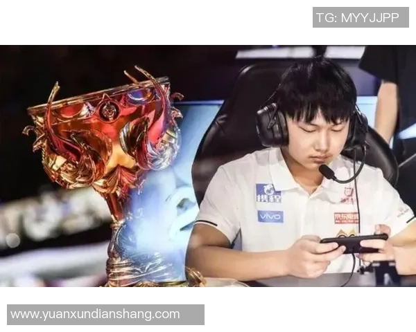 FLY战队与G2激战正酣第二局精彩瞬间回顾与分析