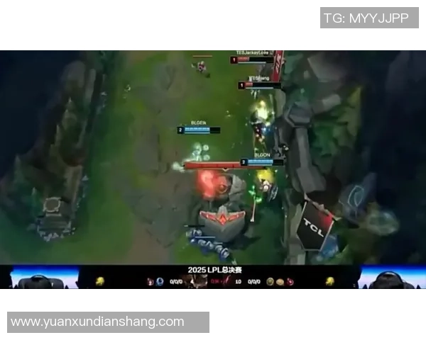BLG战队再次失误双人越塔被敌方反杀引发热议