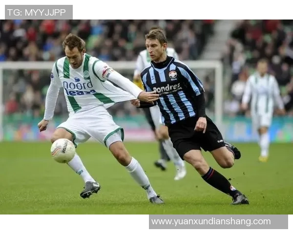 曾与马拉多纳同场竞技享受与孩子们共度的快乐时光